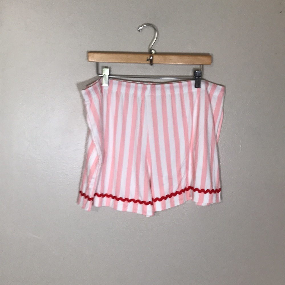 NEW Striped Pink and White Women's Pajama‎ Set - Picture 8 of 9